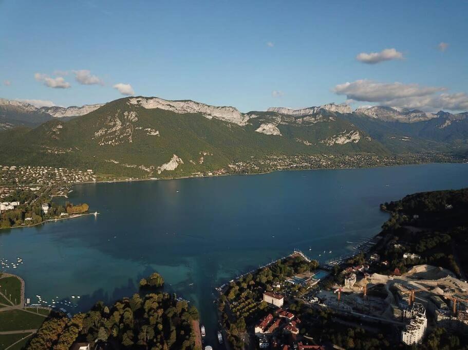Toit-Terrasse Traversant Plein Centre 100M Du Lac Appartement Annecy Buitenkant foto
