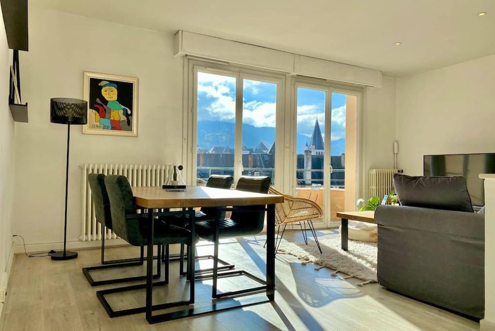Toit-Terrasse Traversant Plein Centre 100M Du Lac Appartement Annecy Buitenkant foto