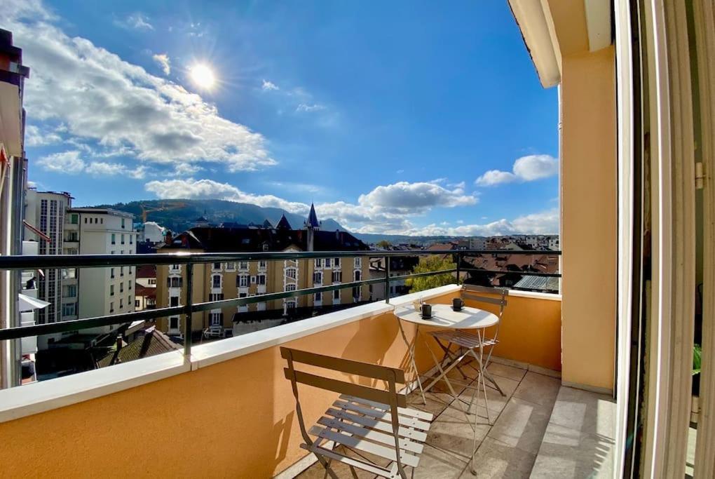 Toit-Terrasse Traversant Plein Centre 100M Du Lac Appartement Annecy Buitenkant foto
